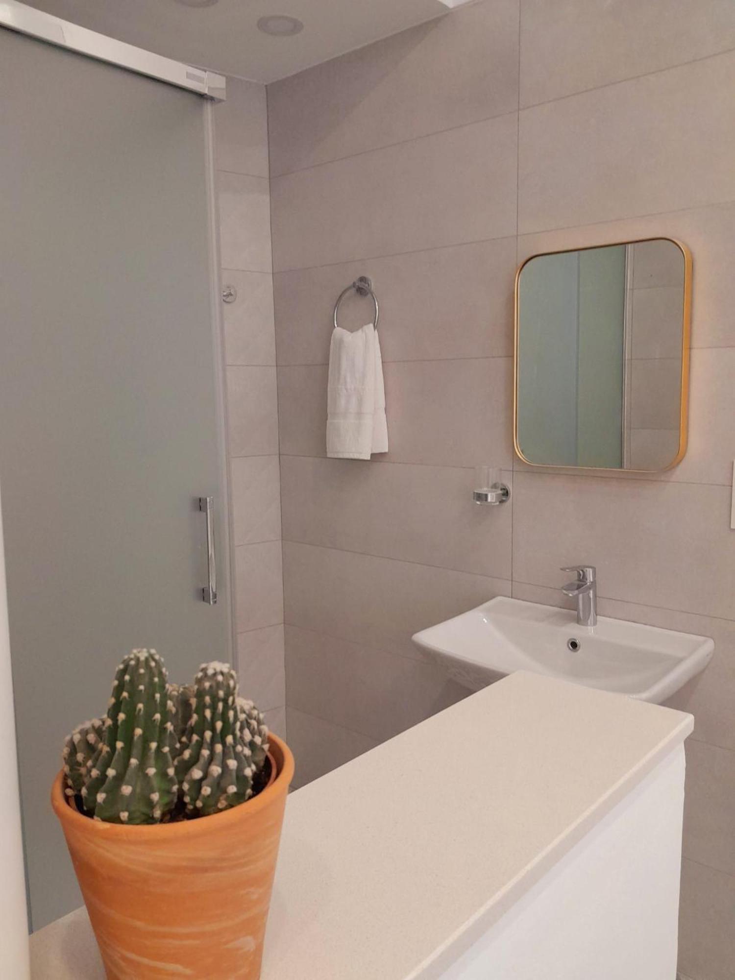 Charming Town House In Cospicua, Valperga Rooms Екстериор снимка