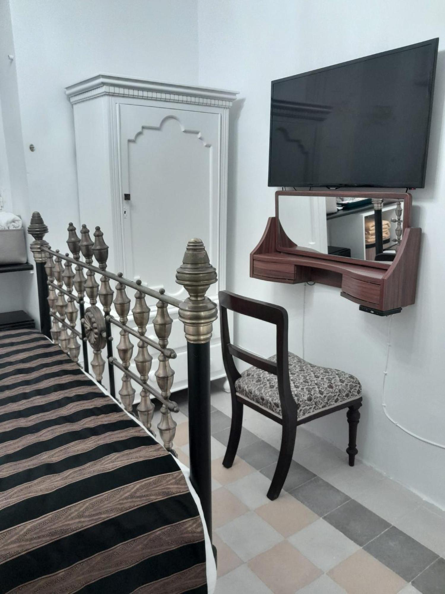 Charming Town House In Cospicua, Valperga Rooms Екстериор снимка